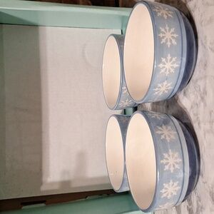 4 St. Nicholas Square cereal bowls